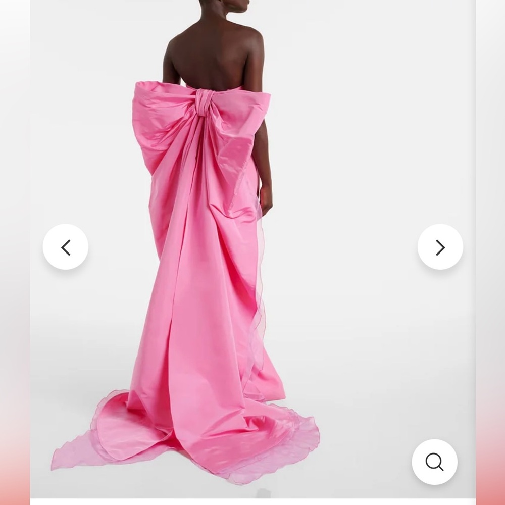 Pink Gown with bow detail in the back!